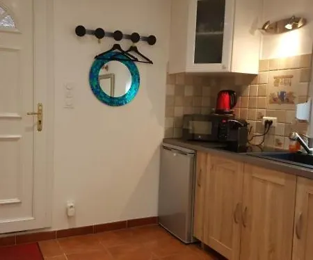 Pres D'evry, Petite Maison Independante 1 Ch 1 Terrasse Holiday home *